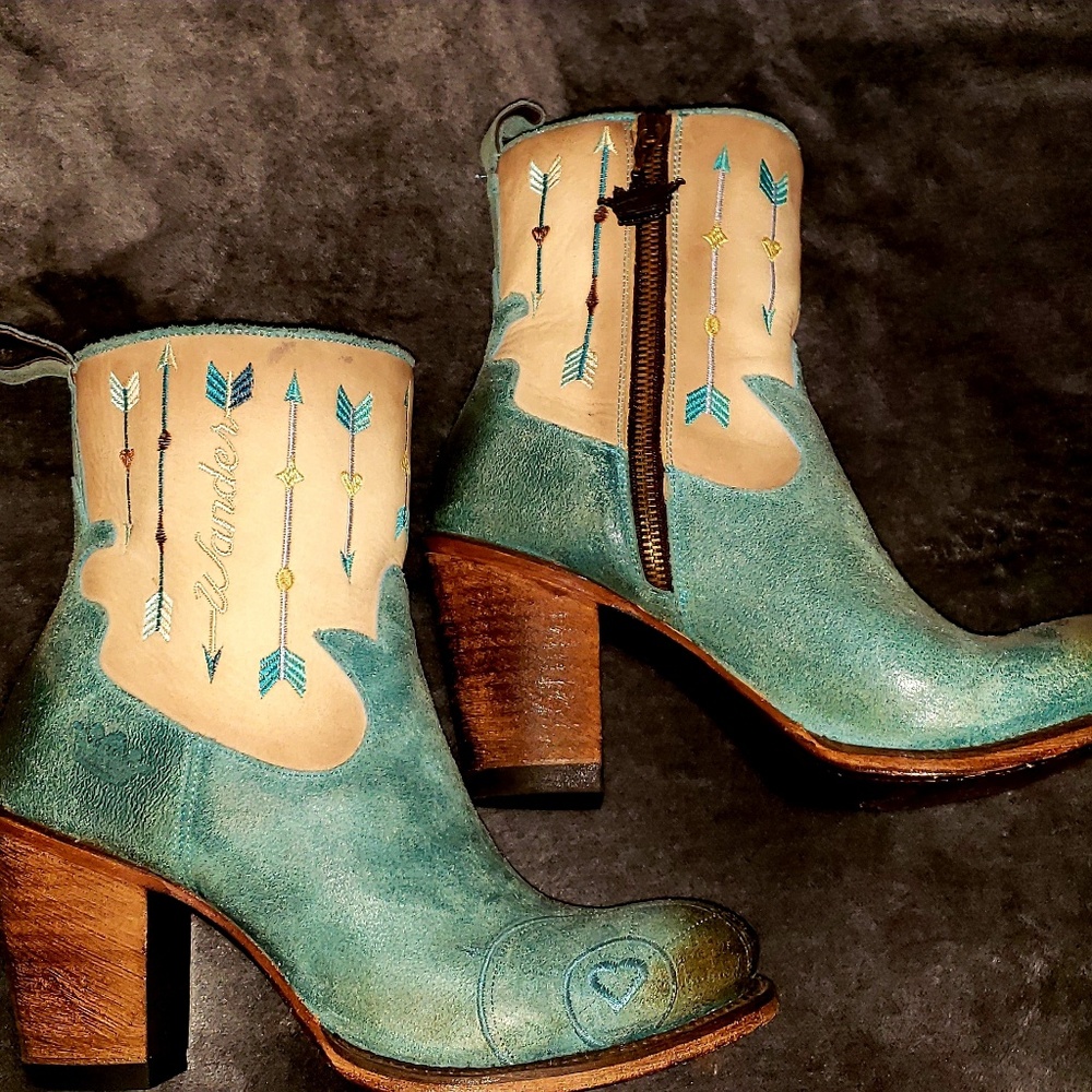 Junk Gypsy Wanderlust Boots